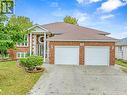 18 Shawnee Court, Leamington, ON  - Outdoor With Facade 