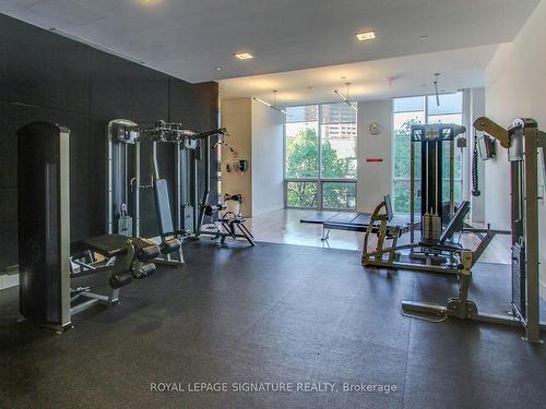 1610-120 Homewood Ave, Toronto, ON - Indoor Photo Showing Gym Room