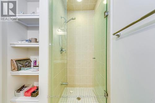 3075 Harebell Gate, Oakville, ON - Indoor Photo Showing Bathroom