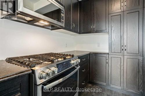 5 Pelican Lane, Hamilton, ON - Indoor Photo Showing Kitchen