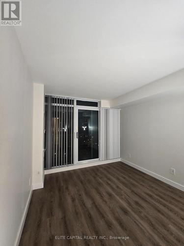 1109 - 5500 Yonge Street, Toronto, ON - Indoor Photo Showing Other Room