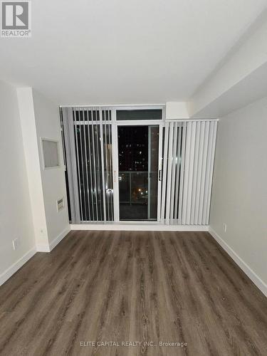 1109 - 5500 Yonge Street, Toronto, ON - Indoor Photo Showing Other Room