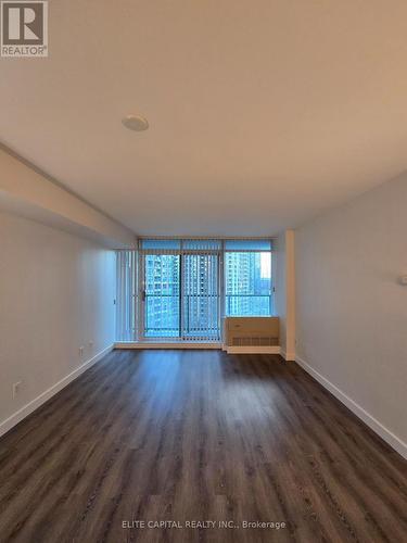 1109 - 5500 Yonge Street, Toronto, ON - Indoor Photo Showing Other Room