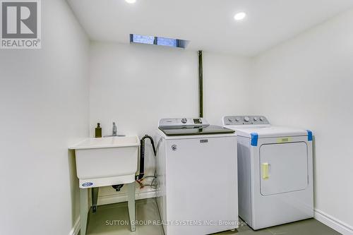 3440 Warley Court, Mississauga, ON - Indoor Photo Showing Laundry Room