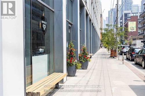 815 - 39 Brant Street, Toronto, ON - Outdoor