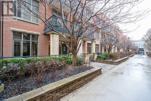 320 - 330 Princess Royal Drive, Mississauga, ON - Outdoor