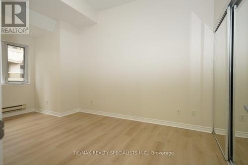 320 - 330 Princess Royal Drive, Mississauga, ON - Indoor Photo Showing Other Room