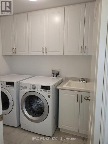 47 Brushwood Drive, Brampton, ON - Indoor Photo Showing Laundry Room