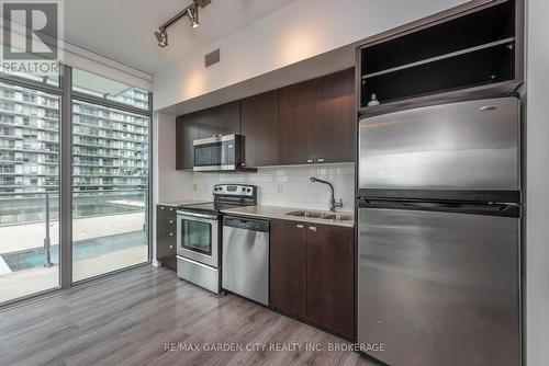 405 - 103 The Queensway, Toronto (High Park-Swansea), ON - Indoor Photo Showing Kitchen With Double Sink