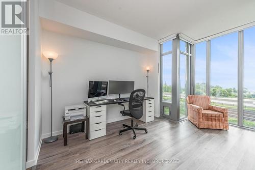 405 - 103 The Queensway, Toronto (High Park-Swansea), ON - Indoor Photo Showing Office