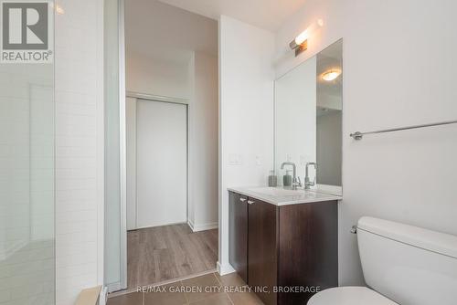 405 - 103 The Queensway, Toronto (High Park-Swansea), ON - Indoor Photo Showing Bathroom