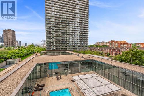 405 - 103 The Queensway, Toronto (High Park-Swansea), ON - Outdoor