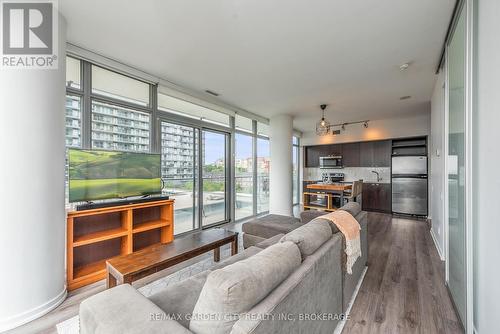 405 - 103 The Queensway, Toronto (High Park-Swansea), ON - Indoor Photo Showing Living Room