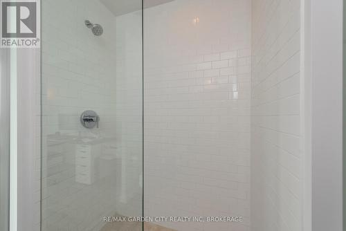 405 - 103 The Queensway, Toronto (High Park-Swansea), ON - Indoor Photo Showing Bathroom