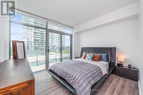 405 - 103 The Queensway, Toronto (High Park-Swansea), ON - Indoor Photo Showing Bedroom