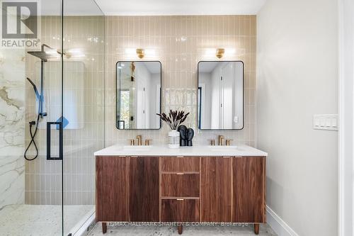 66 Parkhurst Boulevard, Toronto, ON - Indoor Photo Showing Bathroom