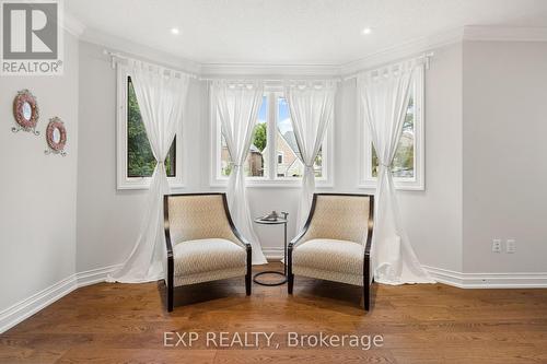 142 Timberline Trail, Aurora, ON - Indoor Photo Showing Other Room