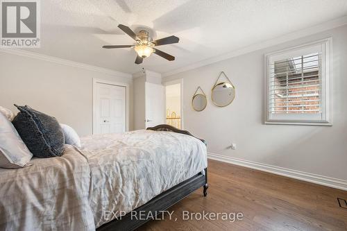 142 Timberline Trail, Aurora, ON - Indoor Photo Showing Bedroom