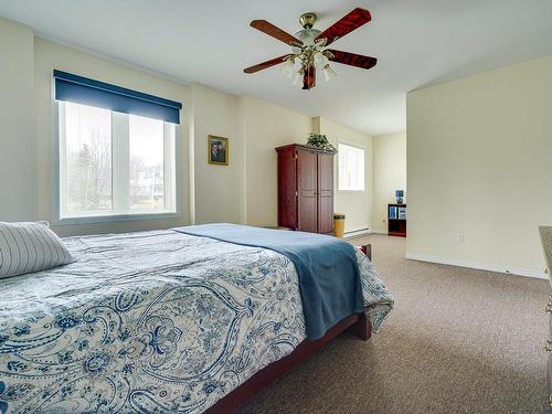 Master bedroom - 1387 Rue Du Clos-Des-Artisans, Prévost, QC - Indoor Photo Showing Bedroom