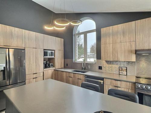 Cuisine - 1025 Ch. Du Vieux-Fort, Duhamel-Ouest, QC - Indoor Photo Showing Kitchen With Double Sink With Upgraded Kitchen