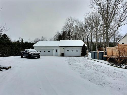 Garage - 1025 Ch. Du Vieux-Fort, Duhamel-Ouest, QC - Outdoor