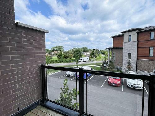 99-590 North Service Rd E, Hamilton, ON - Outdoor With Balcony With Exterior