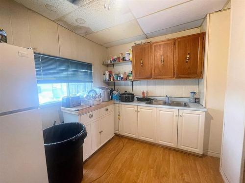 43 Stevens Avenue, Marathon, ON - Indoor Photo Showing Kitchen With Double Sink