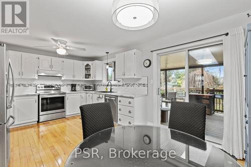 7897 Beaverdams Road, Niagara Falls, ON - Indoor Photo Showing Kitchen