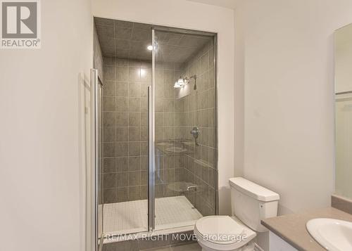 154 Elgin Street, Orillia, ON - Indoor Photo Showing Bathroom