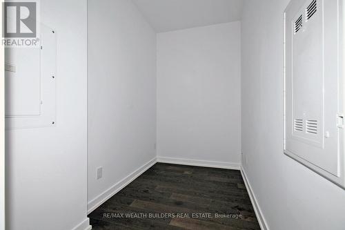 3811 - 488 University Avenue, Toronto, ON - Indoor Photo Showing Other Room