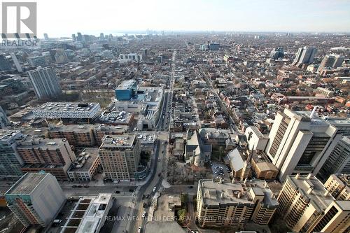 3811 - 488 University Avenue, Toronto, ON - Outdoor With View