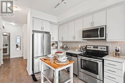 2108 - 17 Zorra Street, Toronto (Islington-City Centre West), ON - Indoor Photo Showing Kitchen With Upgraded Kitchen