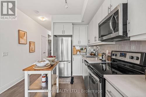 2108 - 17 Zorra Street, Toronto (Islington-City Centre West), ON - Indoor Photo Showing Kitchen With Upgraded Kitchen