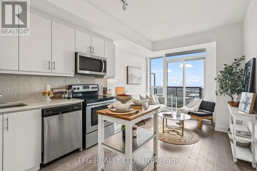 2108 - 17 Zorra Street, Toronto (Islington-City Centre West), ON - Indoor Photo Showing Kitchen