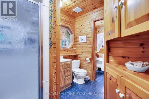 1 Lucas Lane, Ottawa, ON - Indoor Photo Showing Bathroom