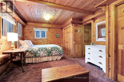 1 Lucas Lane, Ottawa, ON - Indoor Photo Showing Bedroom