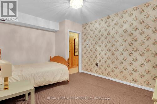 1 Lucas Lane, Ottawa, ON - Indoor Photo Showing Bedroom