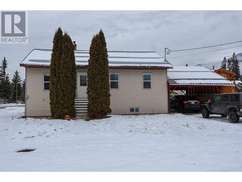 501 8Th Street S, Golden, BC - Outdoor