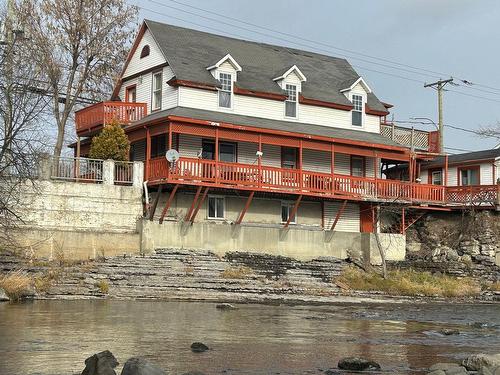 Bord de l'eau - 236  - 238 Rue Notre-Dame, L'Épiphanie, QC - Outdoor With Deck Patio Veranda