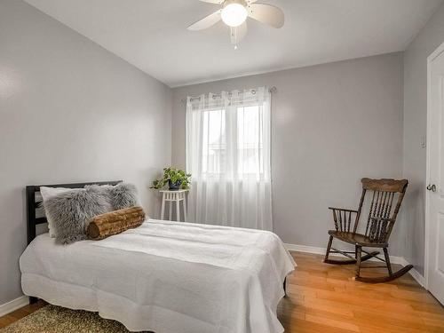 Chambre Ã Â coucher - 5 Rue Du Boisé, Lachute, QC - Indoor Photo Showing Bedroom