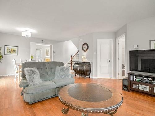 Salon - 5 Rue Du Boisé, Lachute, QC - Indoor Photo Showing Living Room