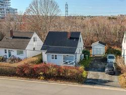 3212 Heinish Avenue  Halifax, NS B3L 3Y6