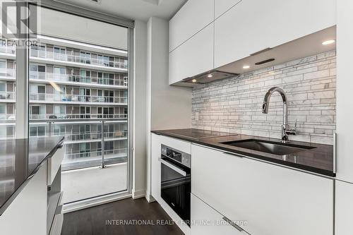 20 Richardson Street, Toronto, ON - Indoor Photo Showing Kitchen With Upgraded Kitchen