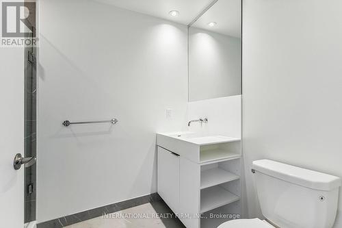 20 Richardson Street, Toronto, ON - Indoor Photo Showing Bathroom