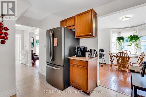 286 Saint Eloi Avenue, Oshawa (Central), ON - Indoor Photo Showing Kitchen