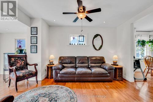 286 Saint Eloi Avenue, Oshawa (Central), ON - Indoor Photo Showing Living Room