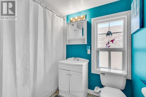 286 Saint Eloi Avenue, Oshawa (Central), ON - Indoor Photo Showing Bathroom