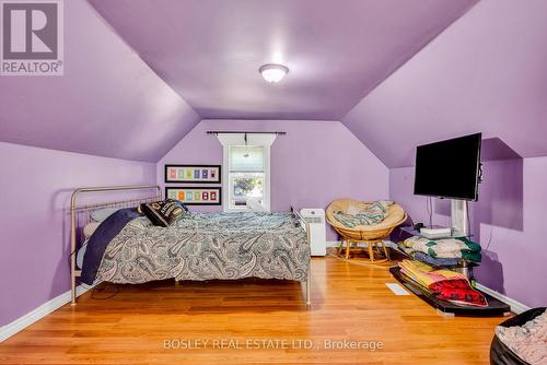 286 Saint Eloi Avenue, Oshawa (Central), ON - Indoor Photo Showing Bedroom