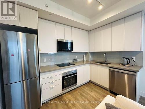 1604 - 297 Oak Walk Drive, Oakville, ON - Indoor Photo Showing Kitchen With Stainless Steel Kitchen