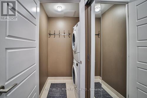 2405 - 15 Viking Lane N, Toronto, ON - Indoor Photo Showing Laundry Room